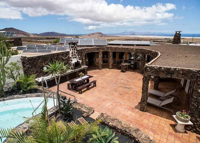 La Estrella By Don Robertos Paraiso * Villaverde (Fuerteventura)