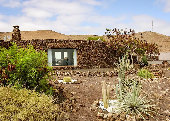 La Estrella By Don Robertos Paraiso * Villaverde (Fuerteventura)